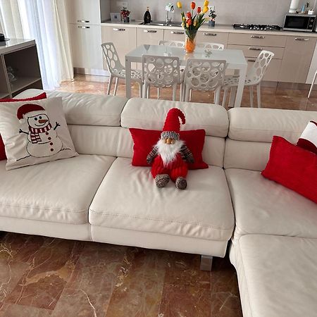 Bnb Nuova Vita Paola Bagian luar foto
