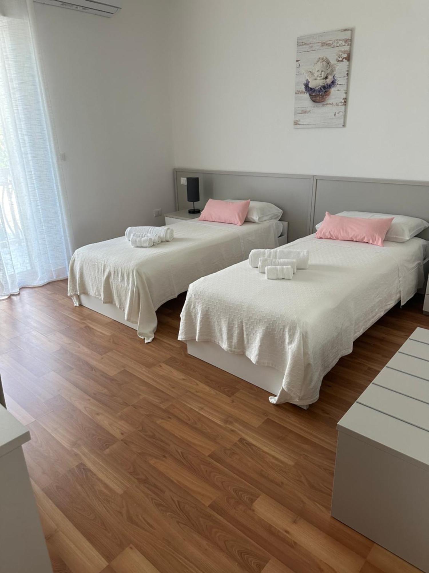 Bnb Nuova Vita Paola Bagian luar foto