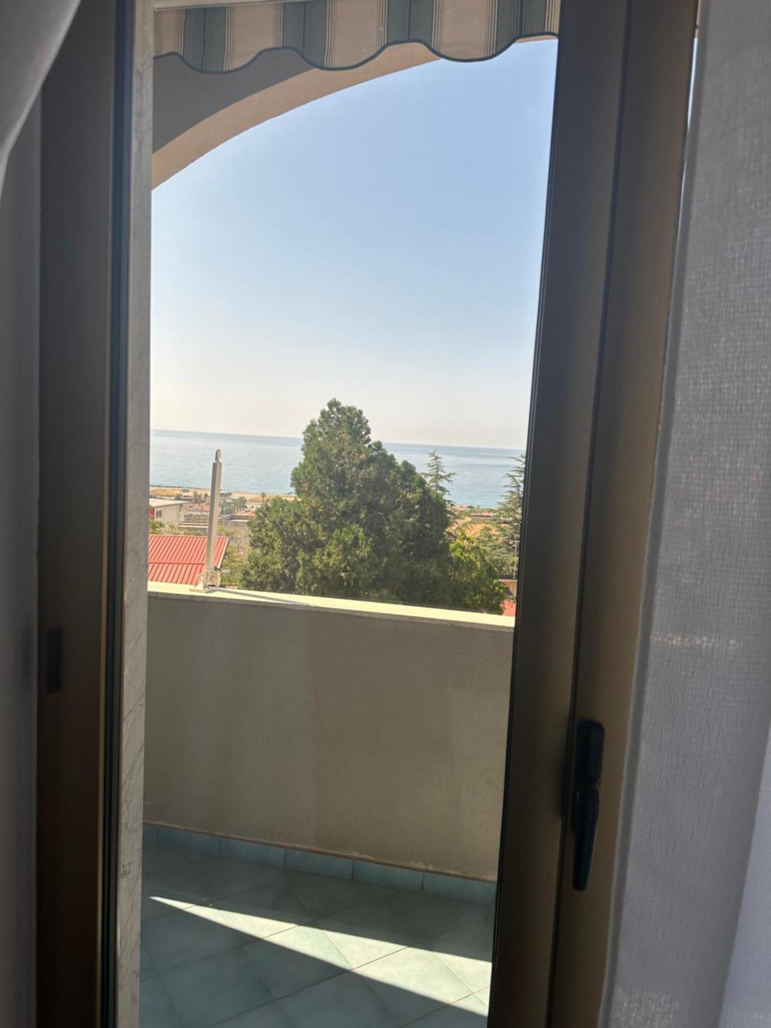 Bnb Nuova Vita Paola Bagian luar foto