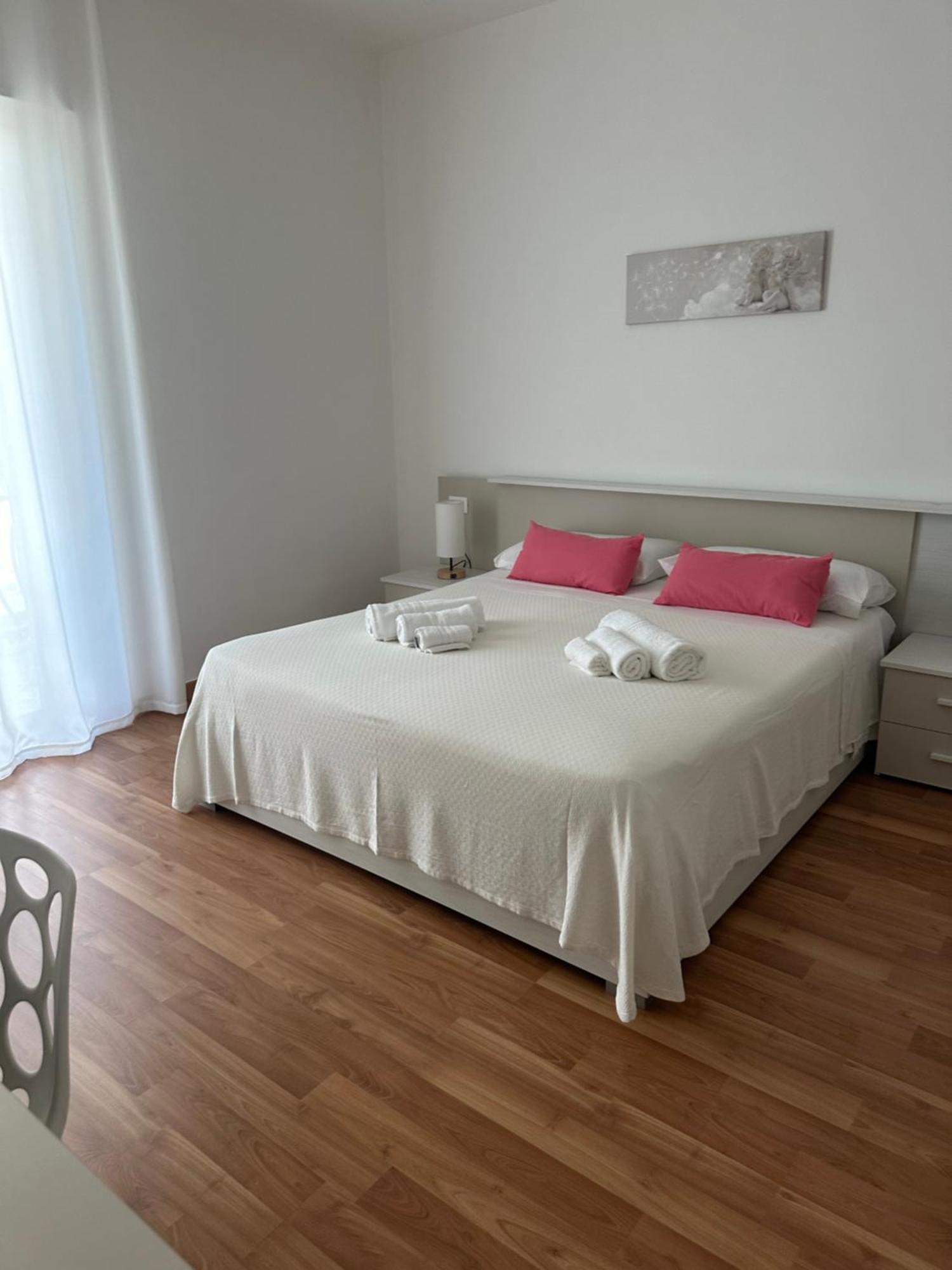 Bnb Nuova Vita Paola Bagian luar foto