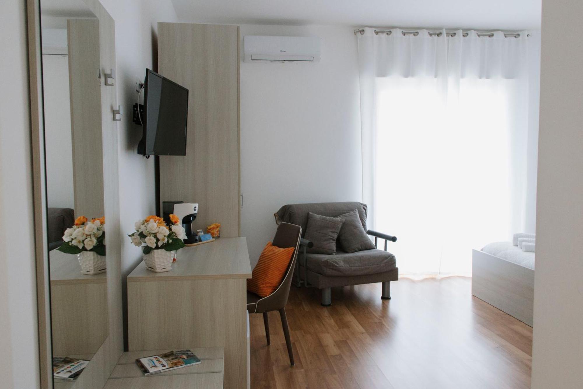 Bnb Nuova Vita Paola Bagian luar foto